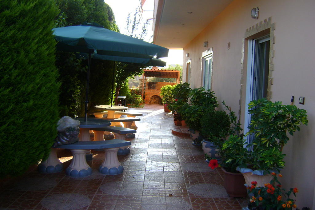 Hotel Moscopole Ksamil Exterior foto
