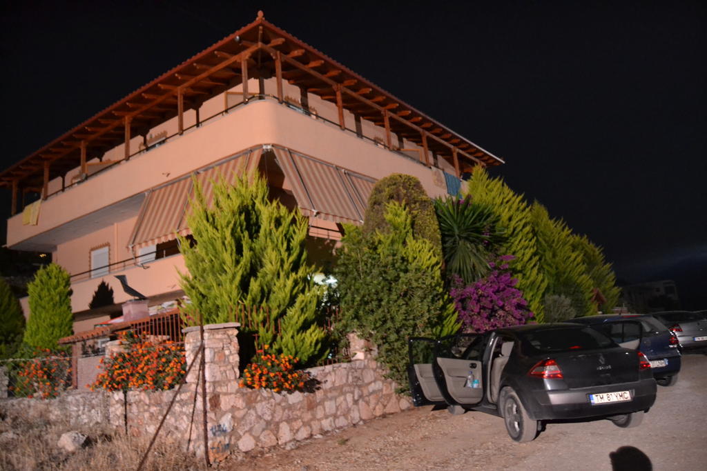 Hotel Moscopole Ksamil Exterior foto
